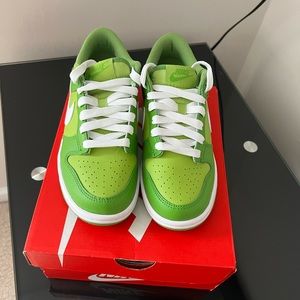 Nike dunk low sneakers